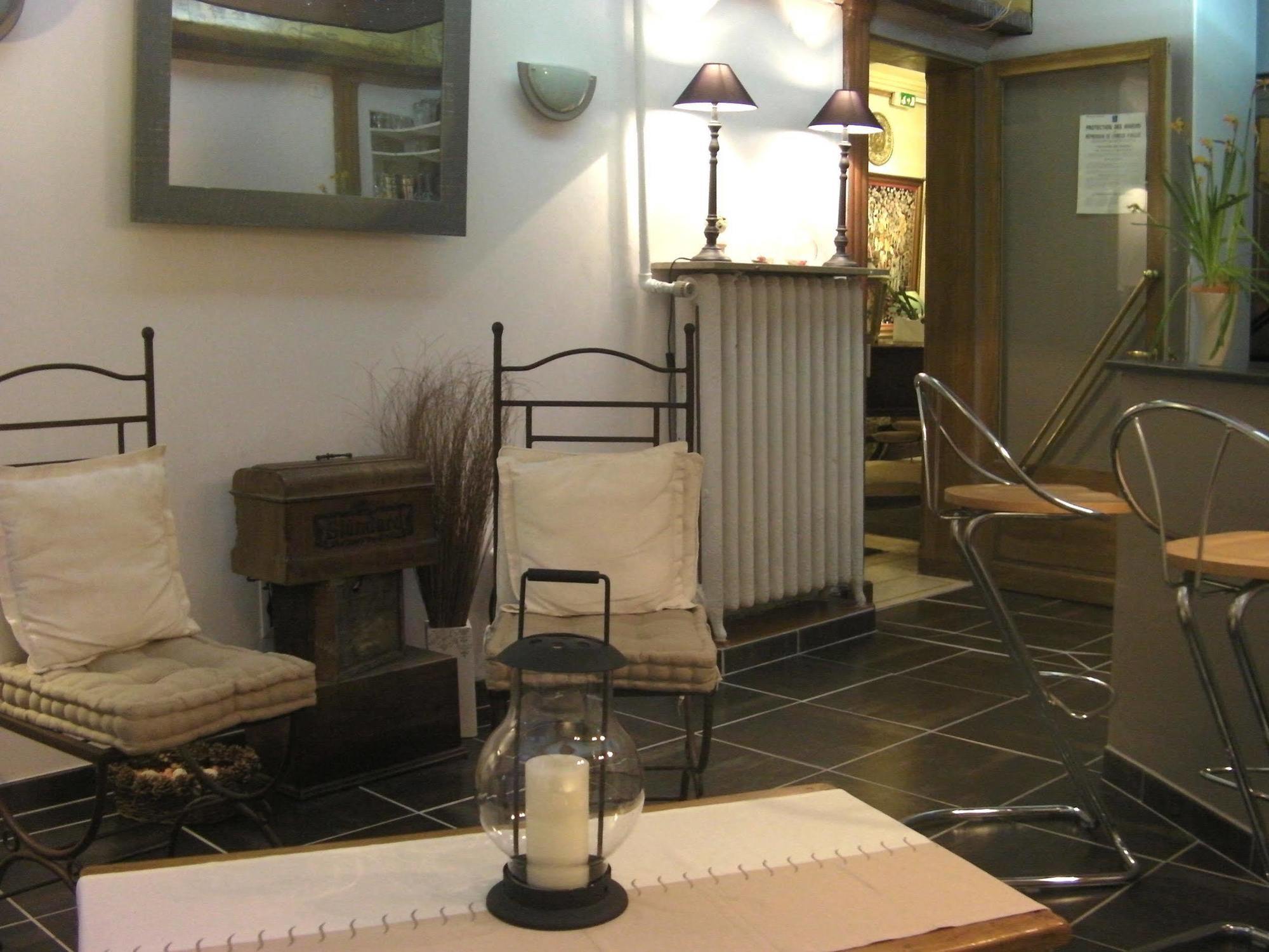 Logis Hotel De France ロシュ エクステリア 写真